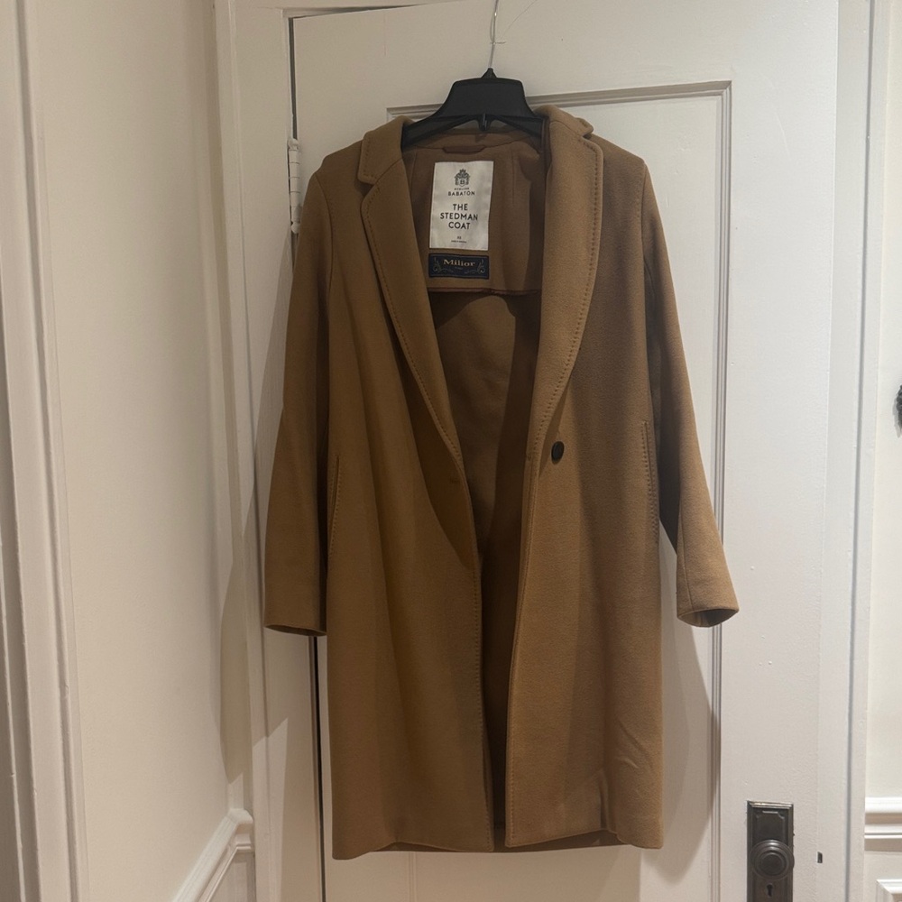 ARITZIA TRENCH COAT